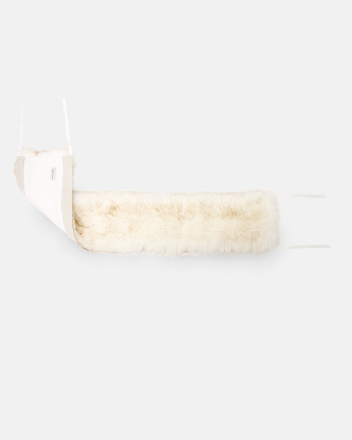 White Beige//