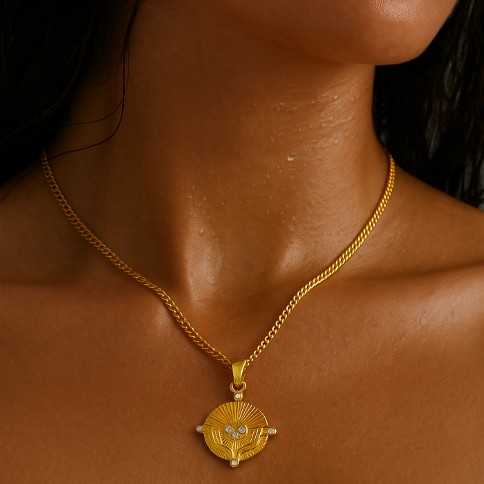 Heidi Heart Disc Pendant Necklace — Mid-Length Necklace
