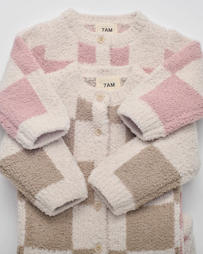 Ecru Ash Rose//