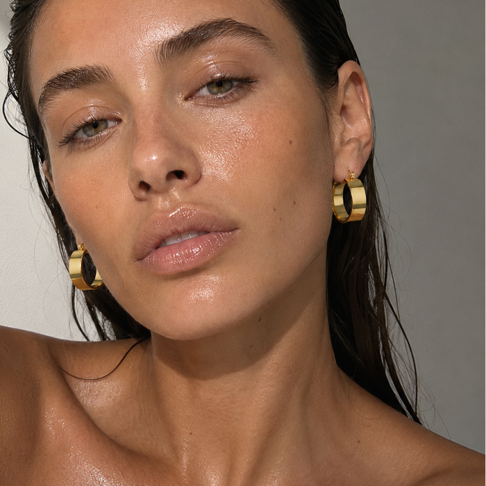 Lia Wide Hoop Earring