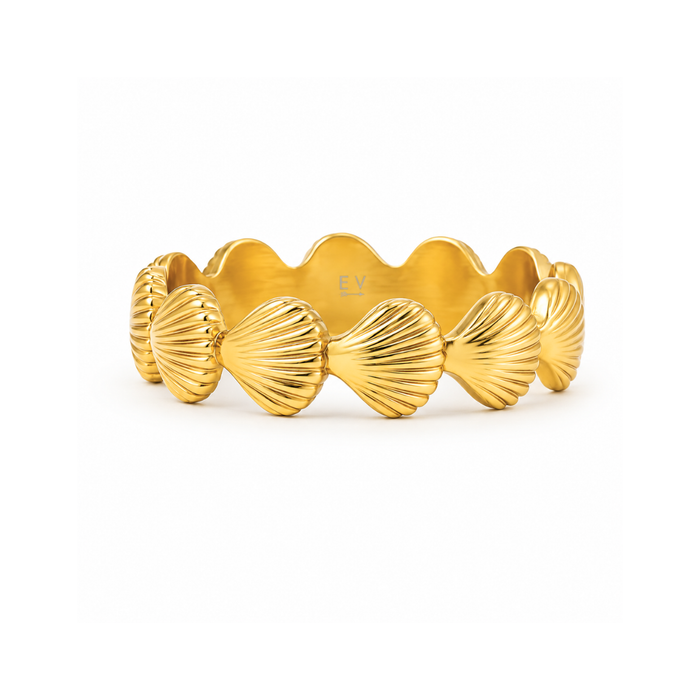 Libby Shell Ring — Stackable Ring