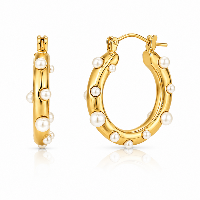 Nicoletta Pearl Hoop Earring