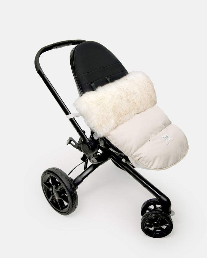 Heather Beige - White Faux Fur//
