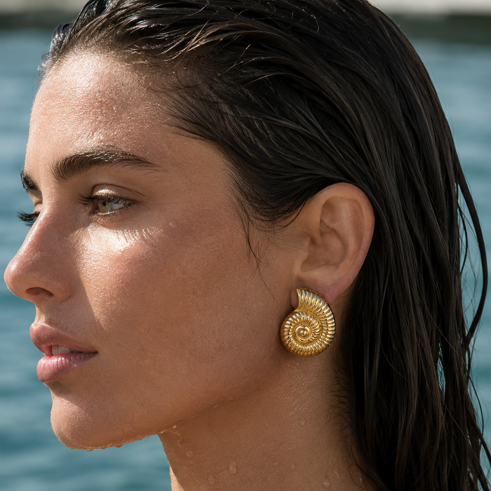 Vittoria Oversized Shell Earring — Drop Earring