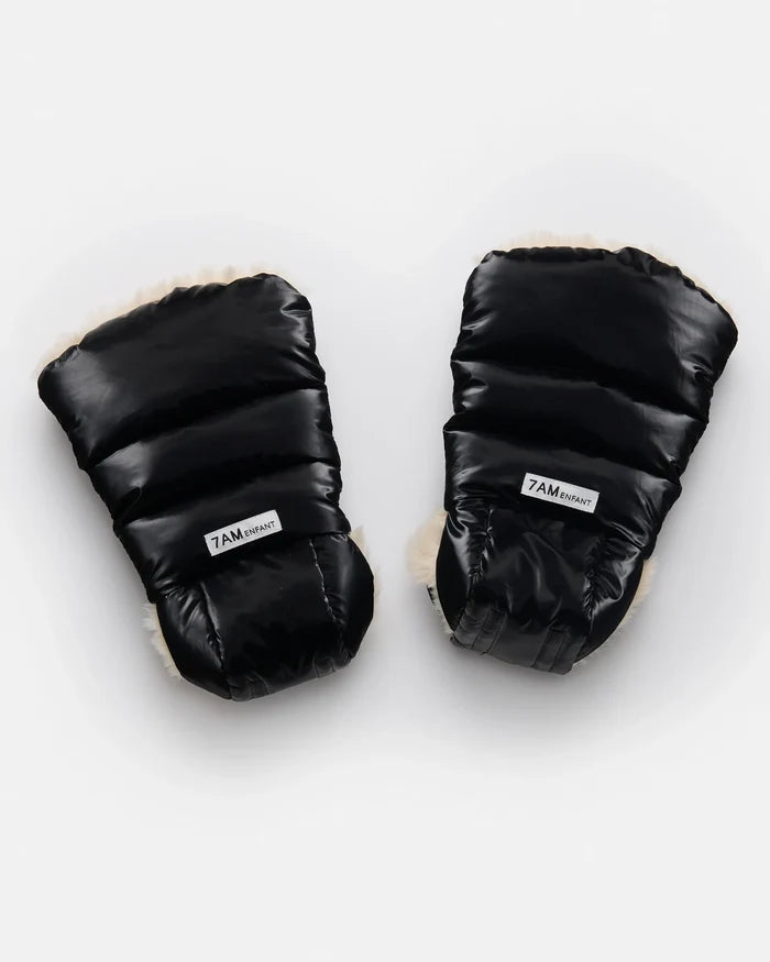 Black Liquid Shine Arctic Faux Fur//